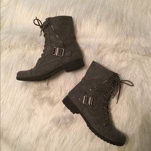 Guess gray lace up boots